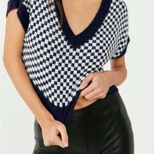 Free People Navy and White V-Neck Sweater